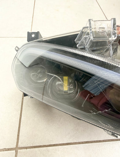 QJ Motor SRK 800 RR Headlight