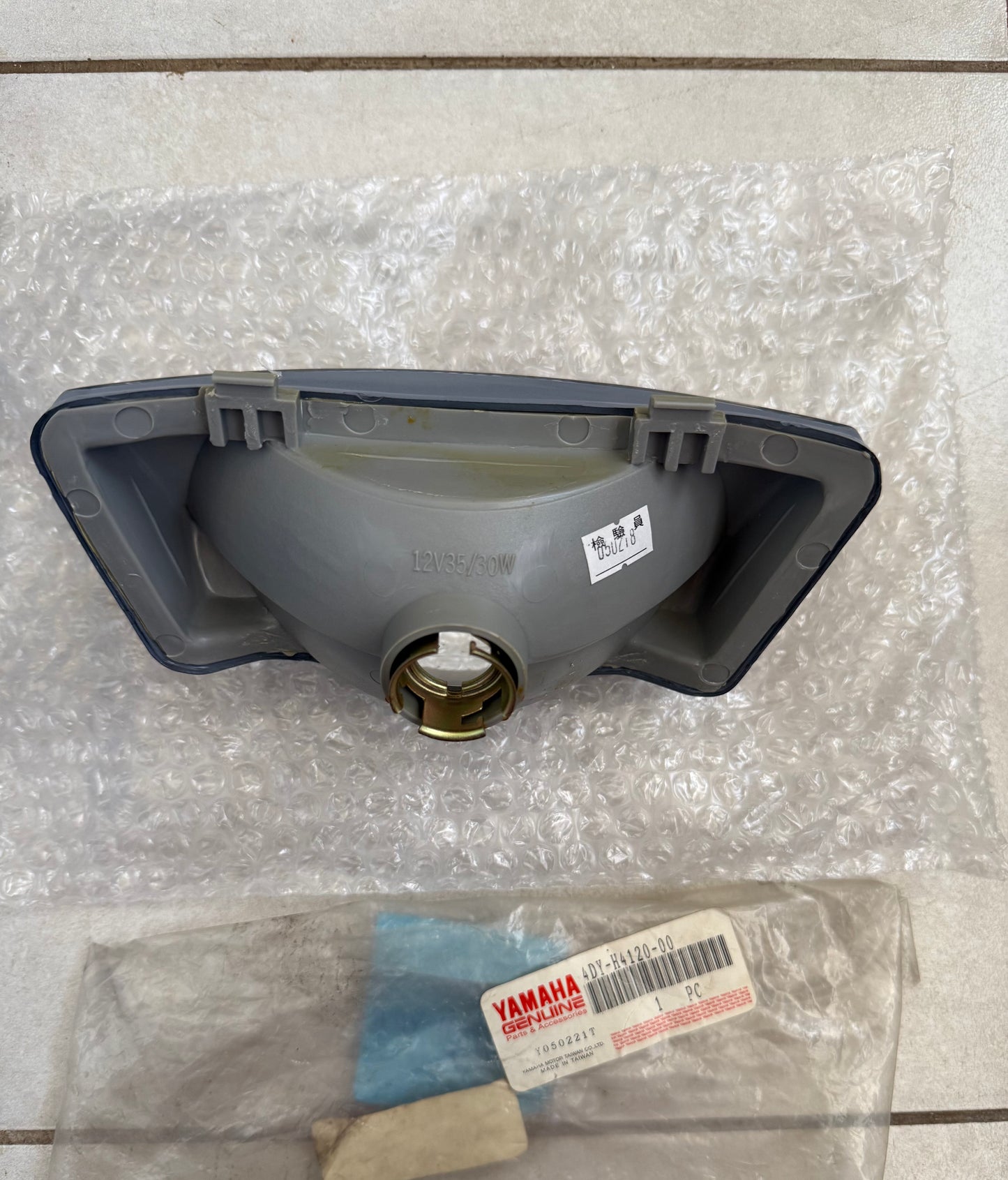 Yamaha Grand Axis 100 YA100W Headlight
