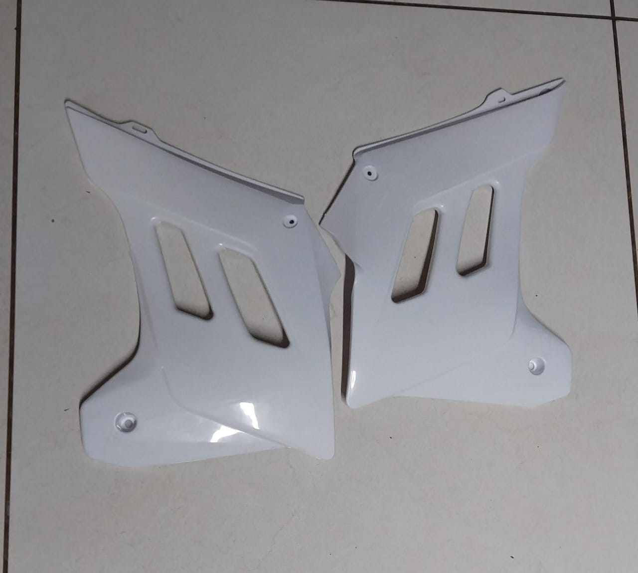 GasGas EC125 EC200 Left and Right Radiator Scoops