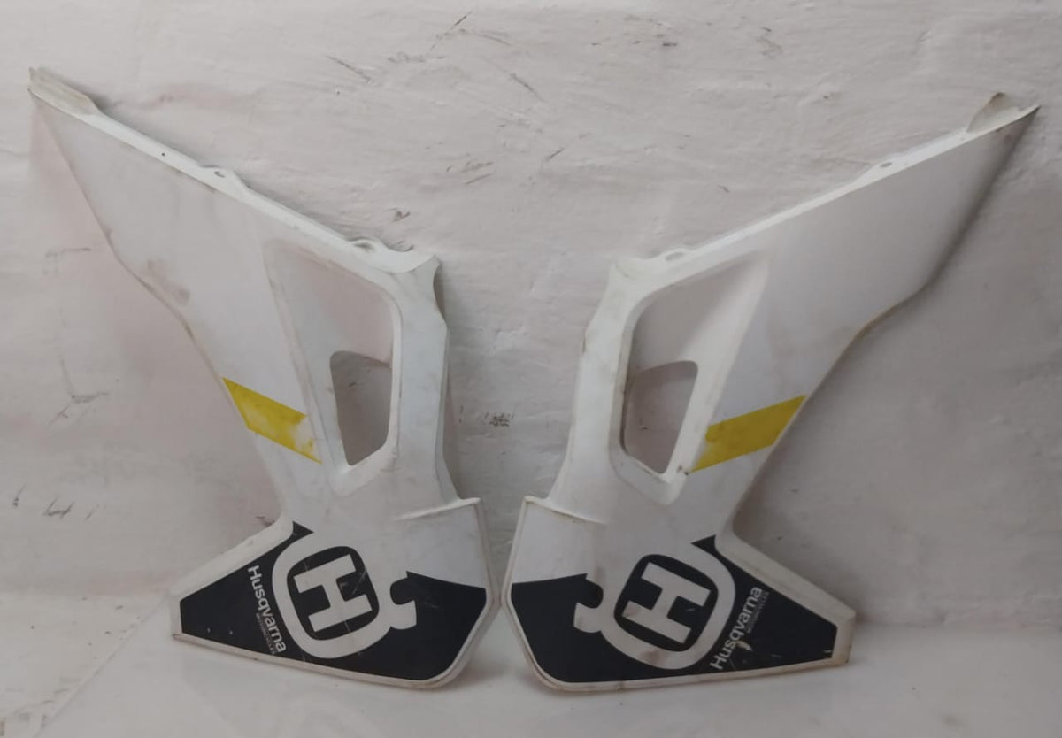 Husqvarna TC FC TE FE 125–501 Radiator Shrouds