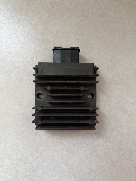 Honda CBR125R CBR250R CBR300R CB300F CRF250 Regulator / Rectifier