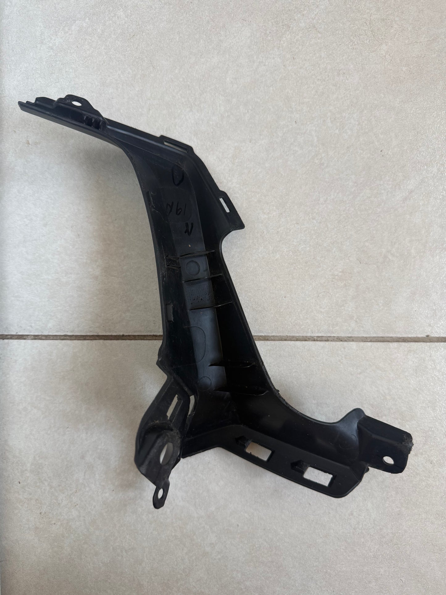 Suzuki Gixxer SF250 Front Right Inner Fairing