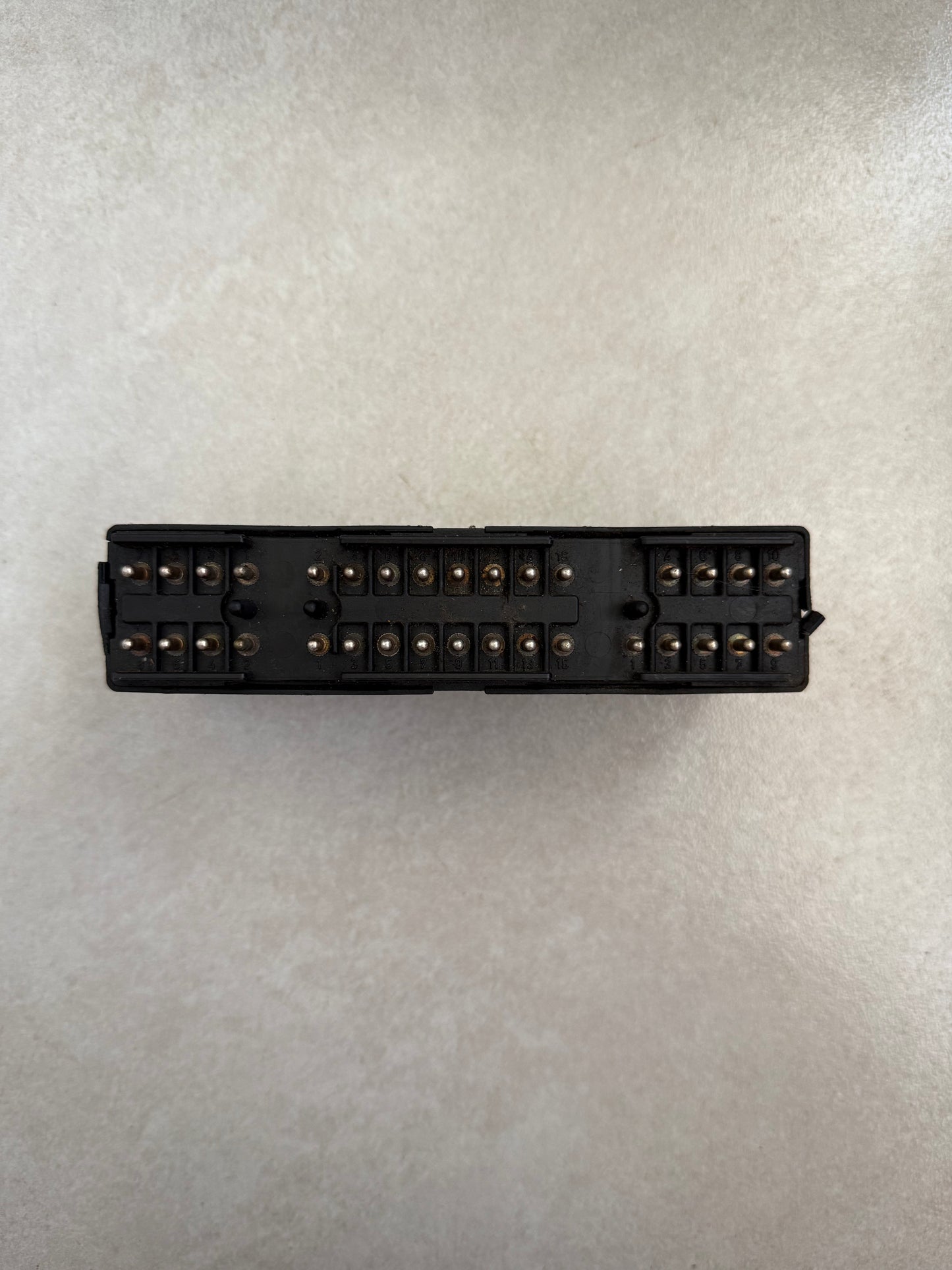 Mercedes-Benz W124 W126 Light / Lamp Control Module