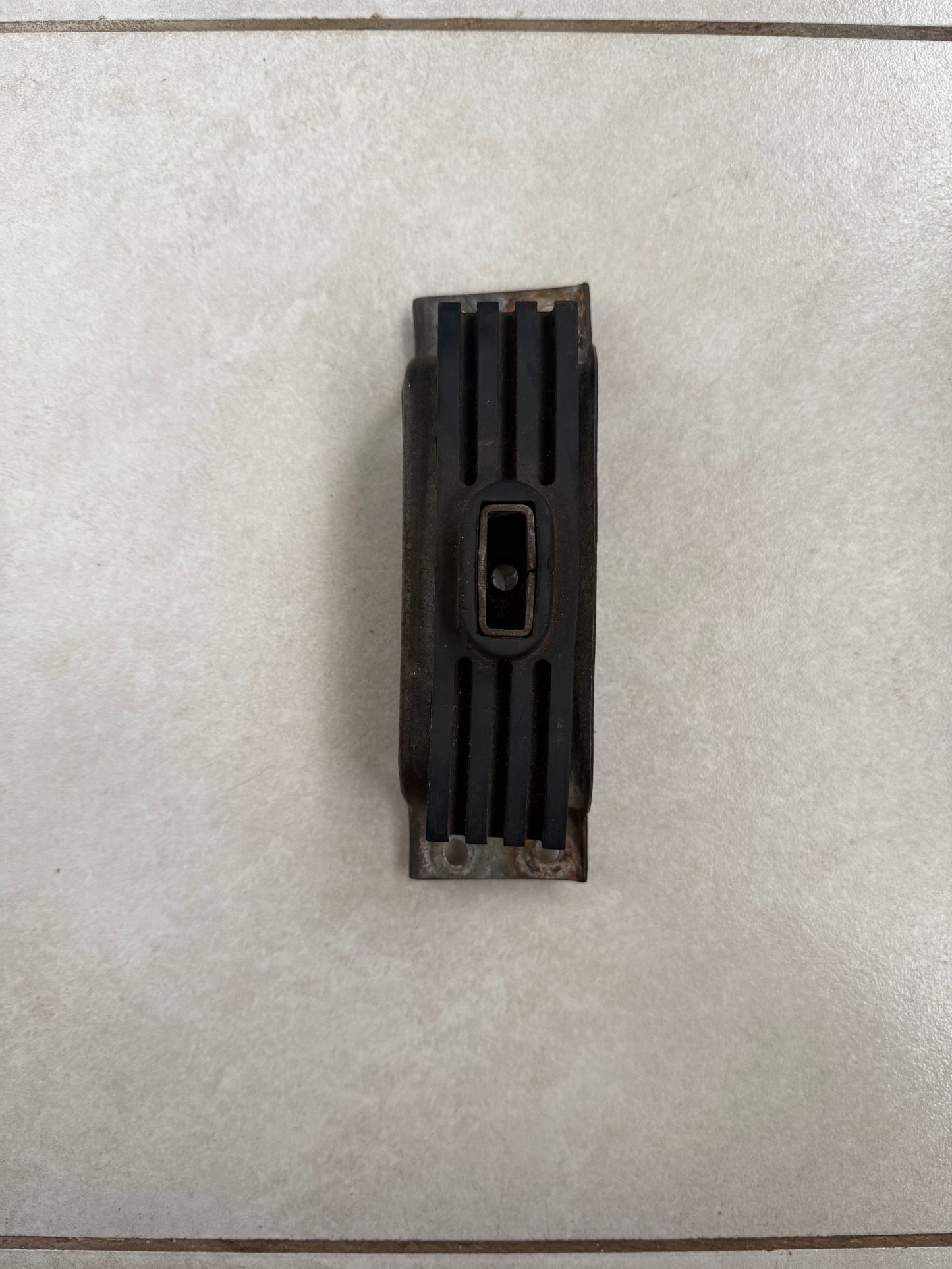 Yamaha FZR1000 Rear Tank Bracket