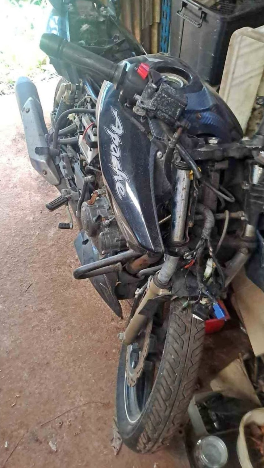 TVS Apache RTR 180 Stripping For Spares