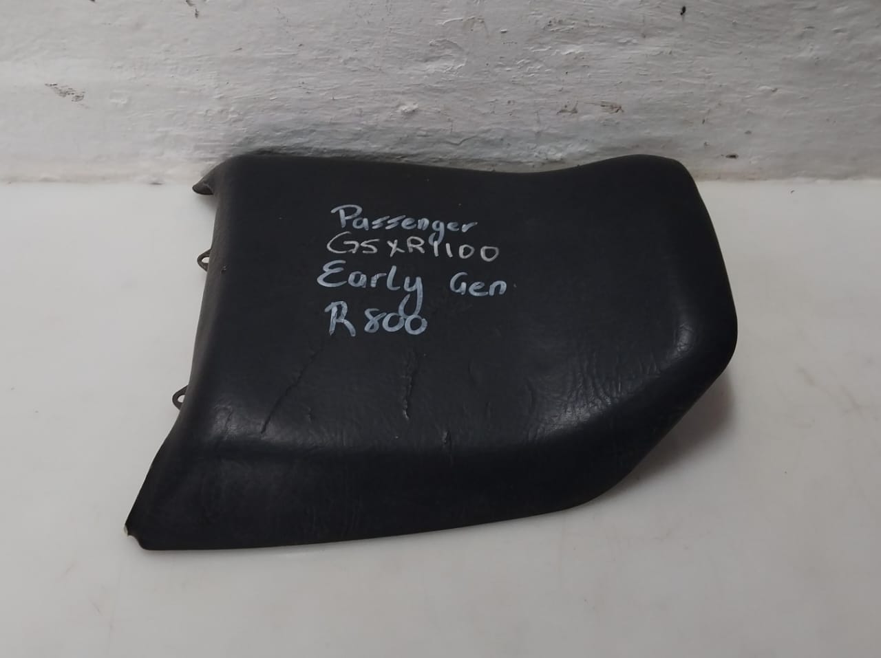 Suzuki GSX-R1100 Rear / Passenger Seat