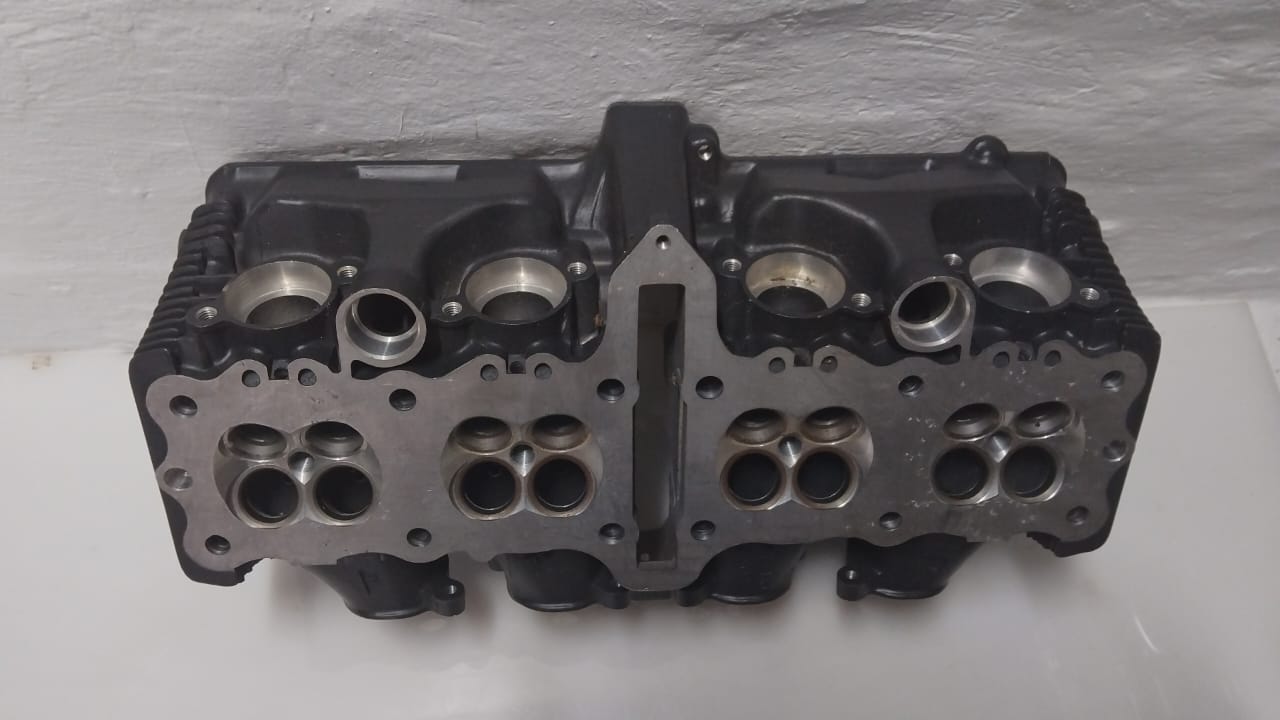 Suzuki GSXR750 Bare Head