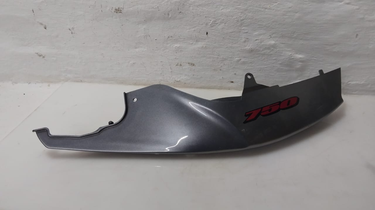 Suzuki GSX-R750 Left Side Tail Fairing