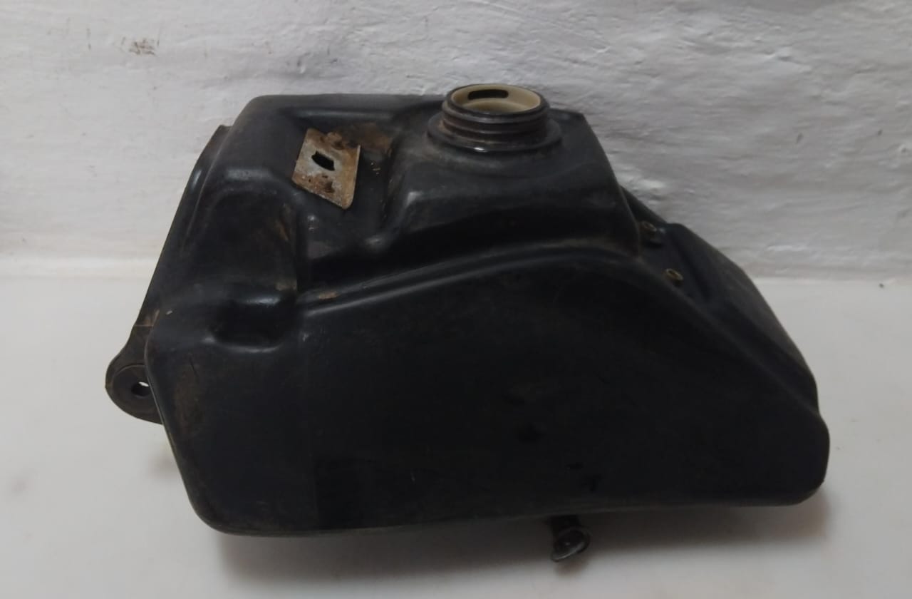 Suzuki LT160 Fuel / Petrol Tank