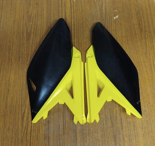 Suzuki RM-Z250 RMZ250 Left and Right Side Covers