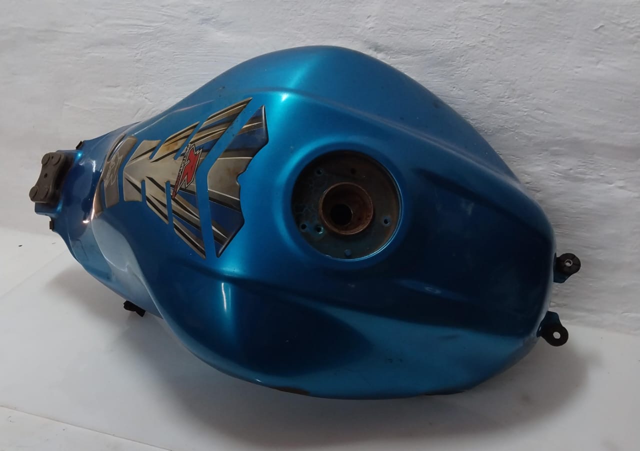 Suzuki SV650 SV 650 Fuel Tank