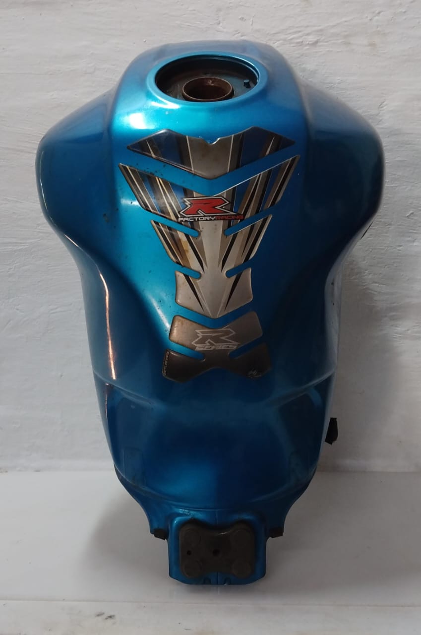 Suzuki SV650 SV 650 Fuel Tank