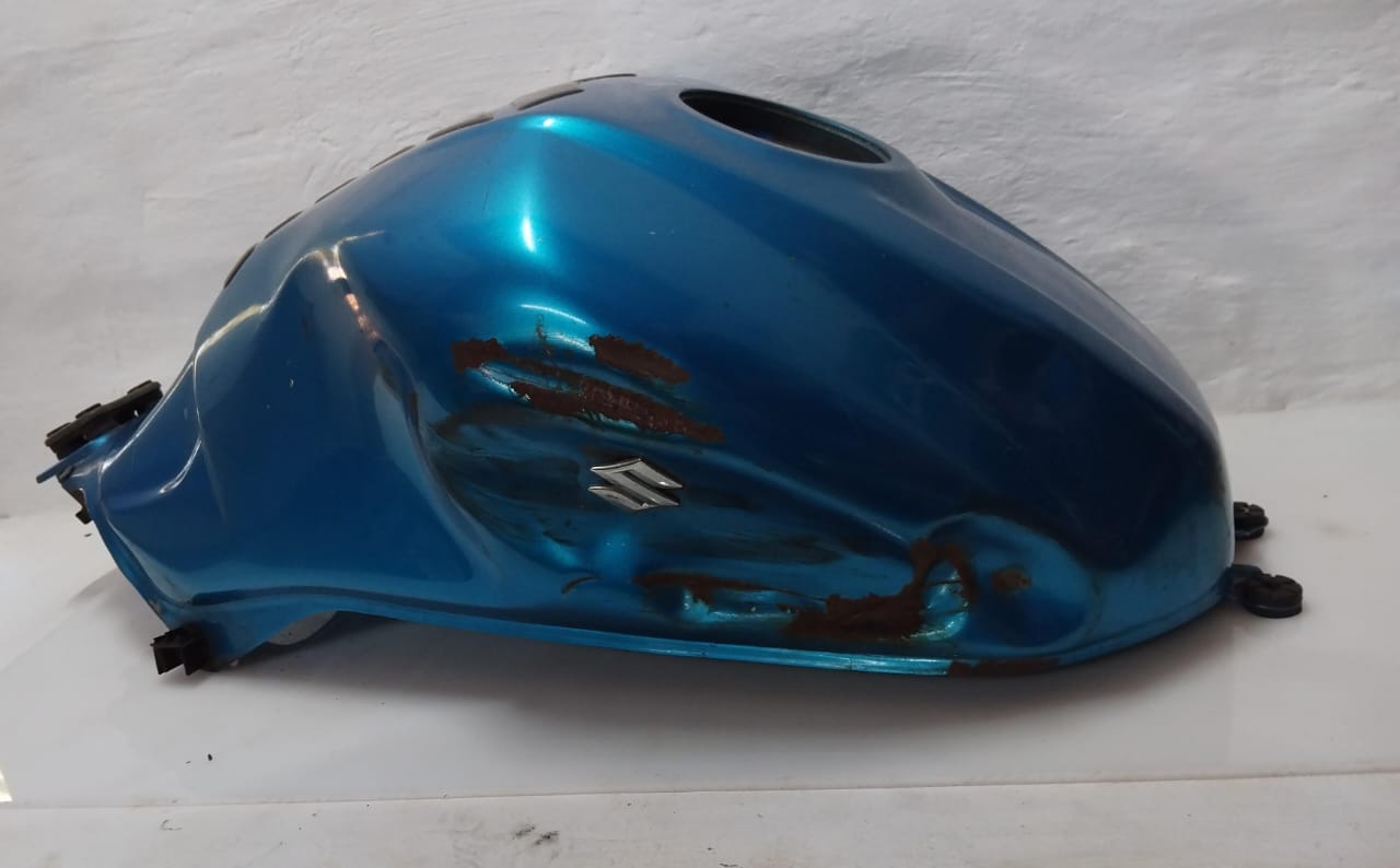 Suzuki SV650 SV 650 Fuel Tank
