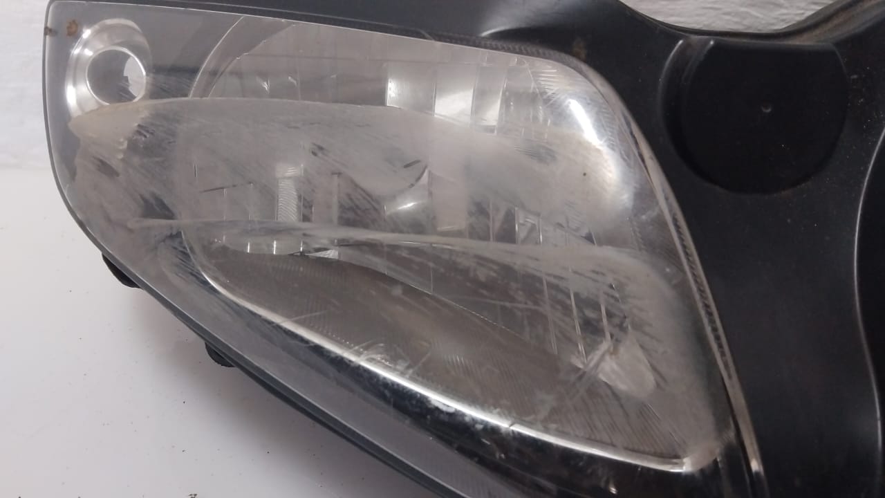 Suzuki SV650 Headlight