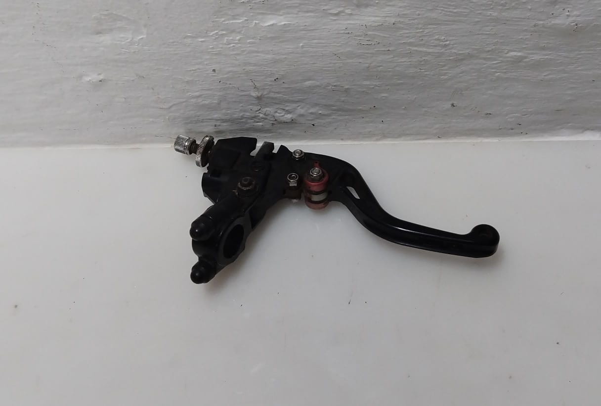 Triumph Sprint ST 1050 Complete Clutch Lever