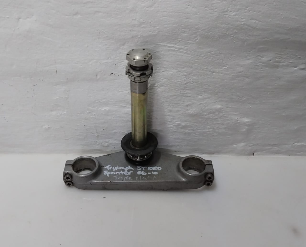 Triumph Sprint ST 1050 Bottom Triple Clamp