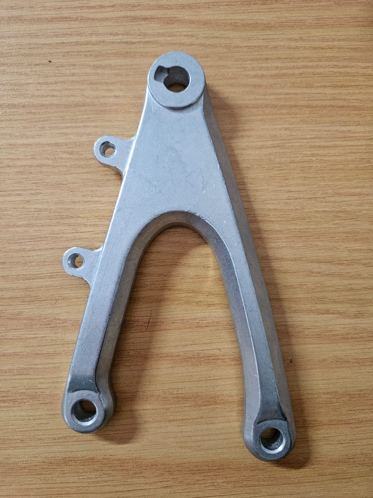 Yamaha YZF-R1 YZFR1 R1 Left Footrest Bracket