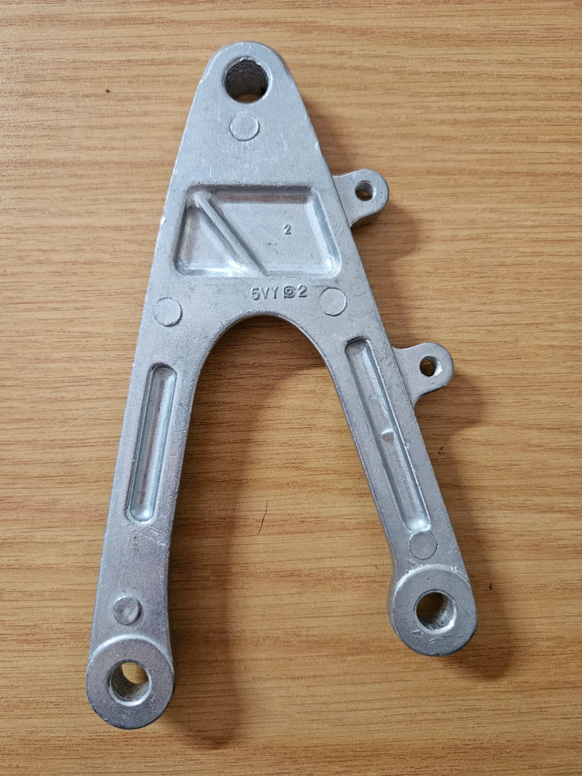 Yamaha YZF-R1 YZFR1 R1 Left Footrest Bracket