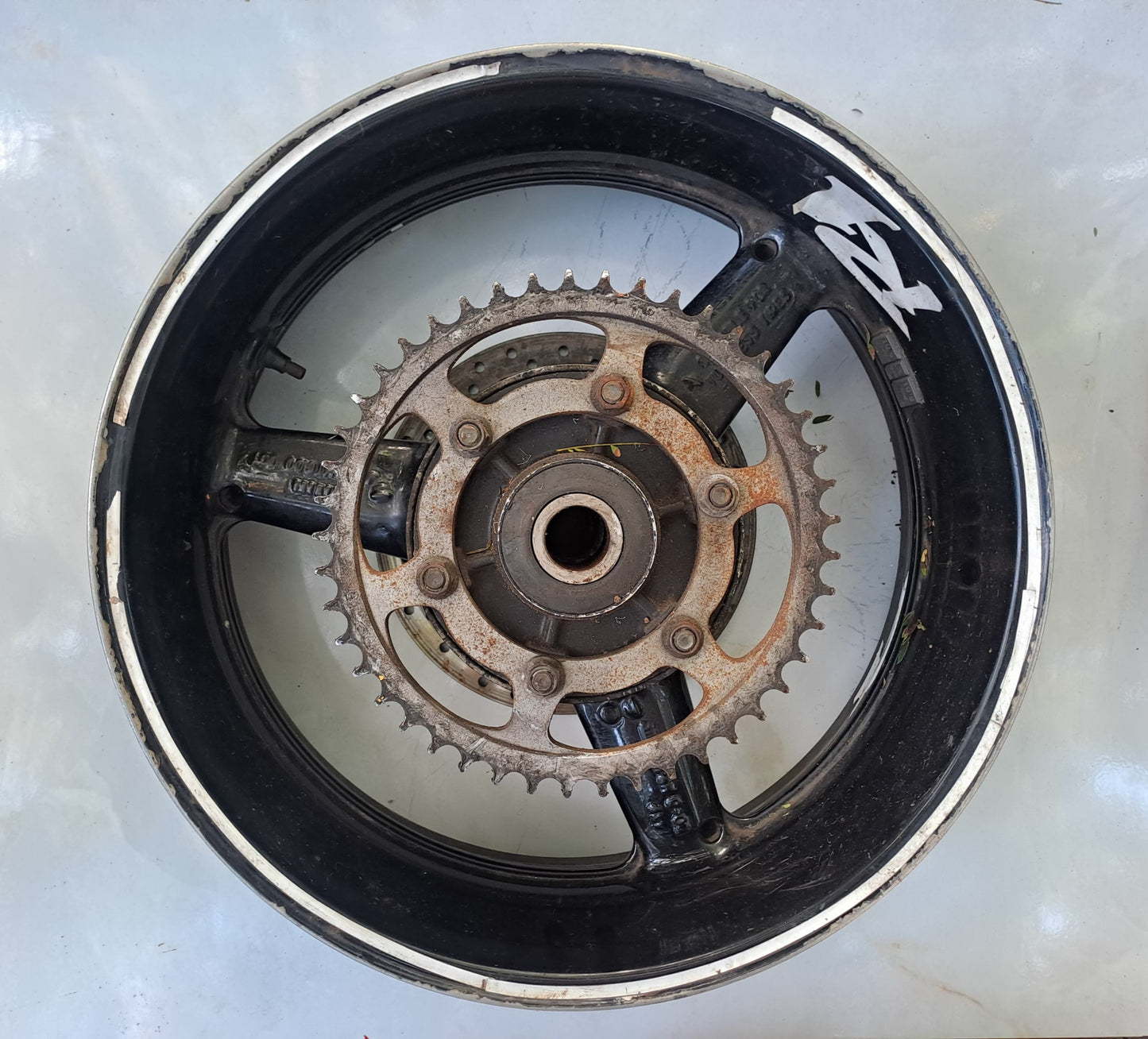 Yamaha YZF-R1 YZFR1 R1 Rear Rim / Wheel 1999 – Montclair Motorcycles Online