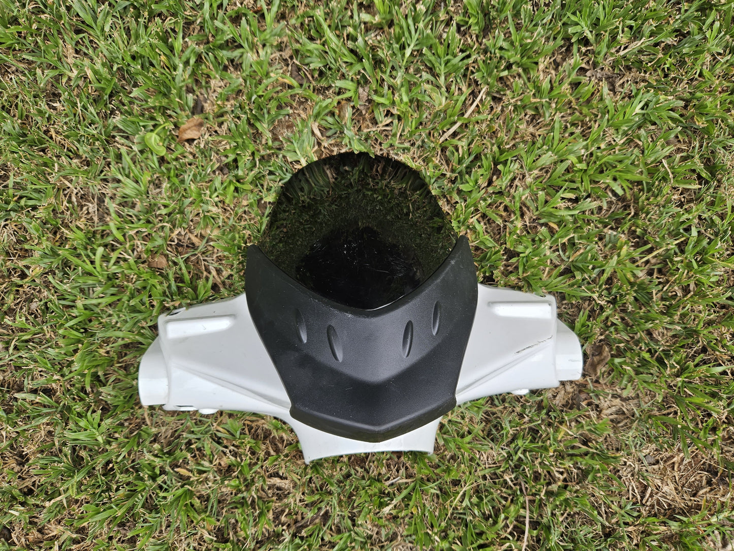 Sym Crox Handlebar Cover