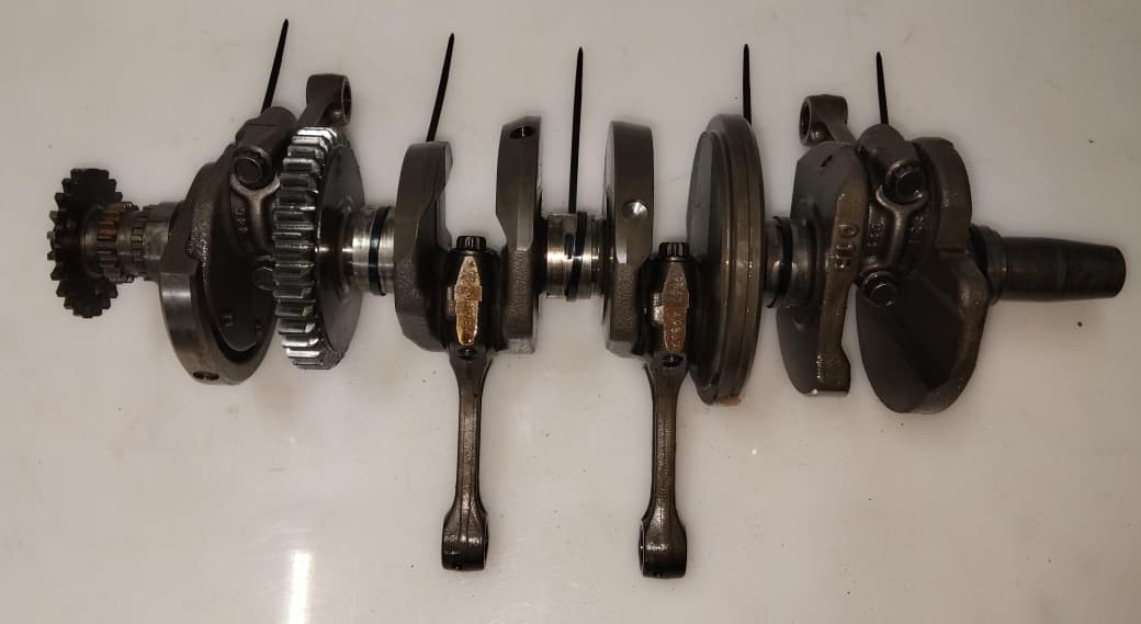 Suzuki GSX-R600 Crank and Conrods