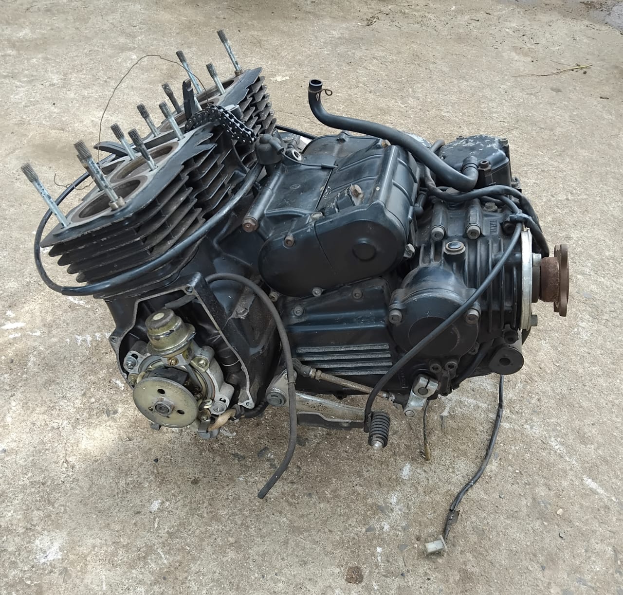 Yamaha XS1100 Engine with Cylinder Head