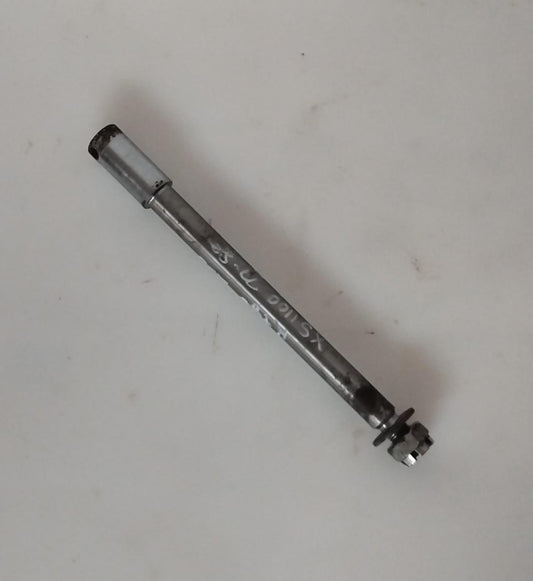 Yamaha XS1100 Front Axle
