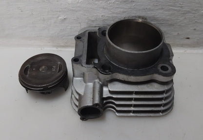 Yamaha YBR250 Barrel and Piston