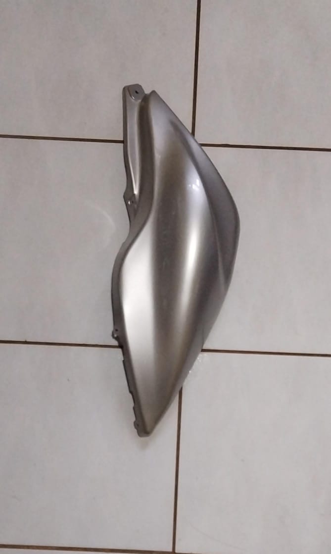 Yamaha YQ50 YQ50L Aerox 50 Side Cover
