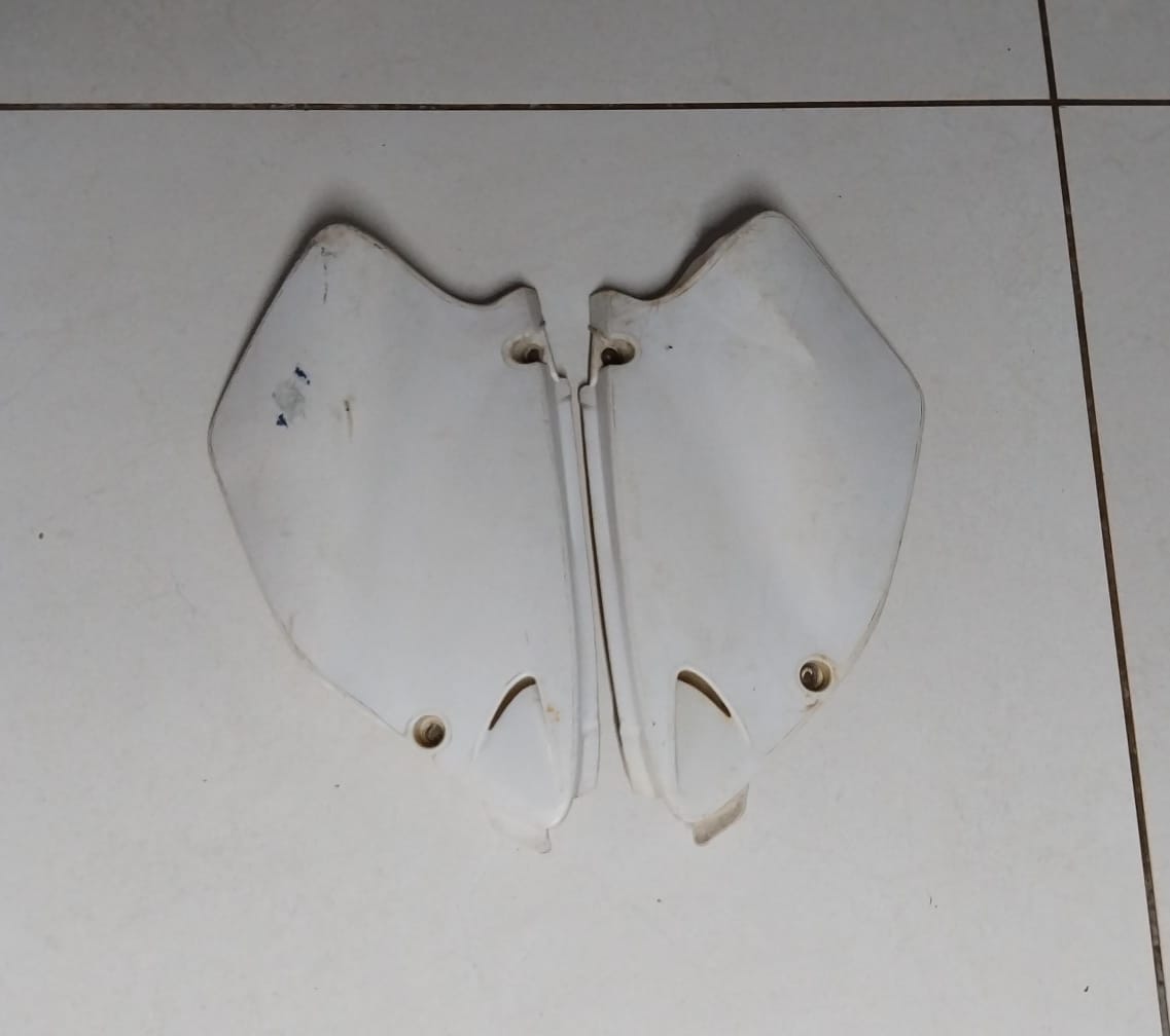 Yamaha YZ125 YZ250 Left and Right Side Covers