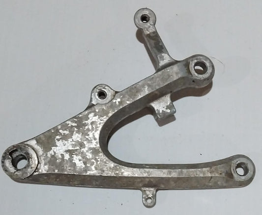 Yamaha YZF-R1 YZFR1 R1 Left Footrest Bracket