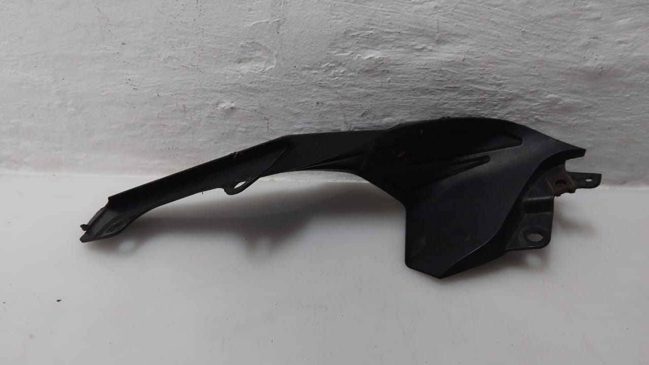 Yamaha YZF-R1 R1 Left Inner Tail Fairing
