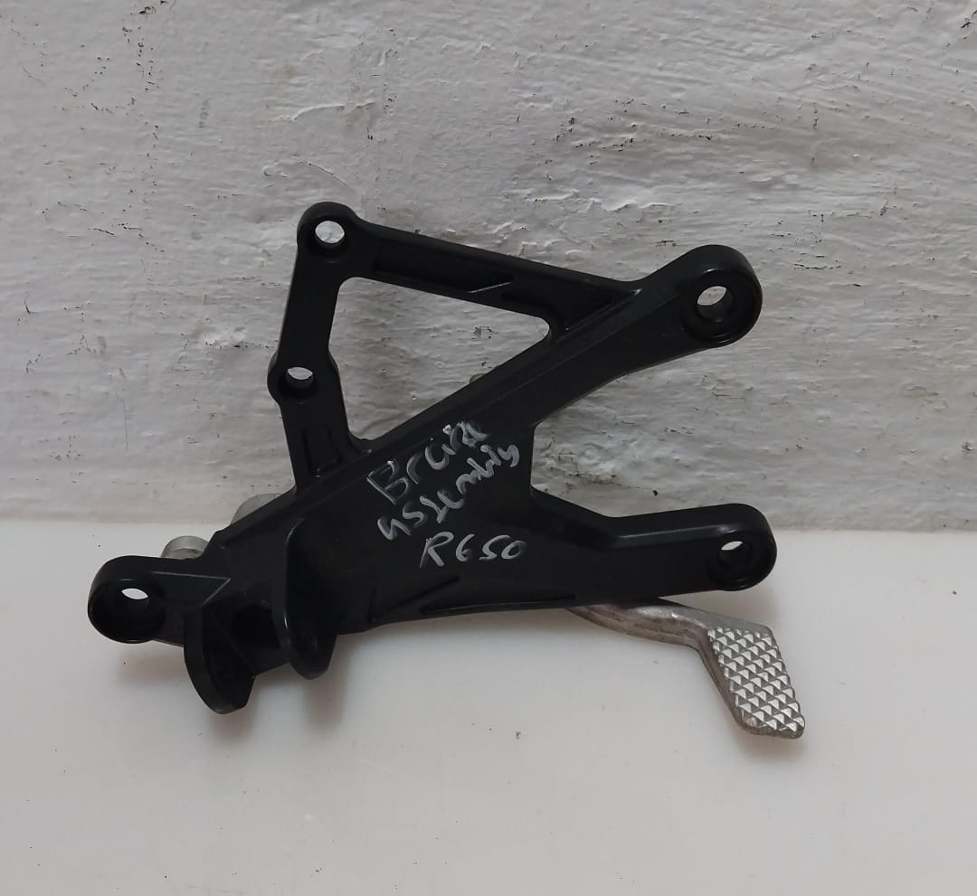 Yamaha YZF-R1 R1 Footrest Bracket and Pedal