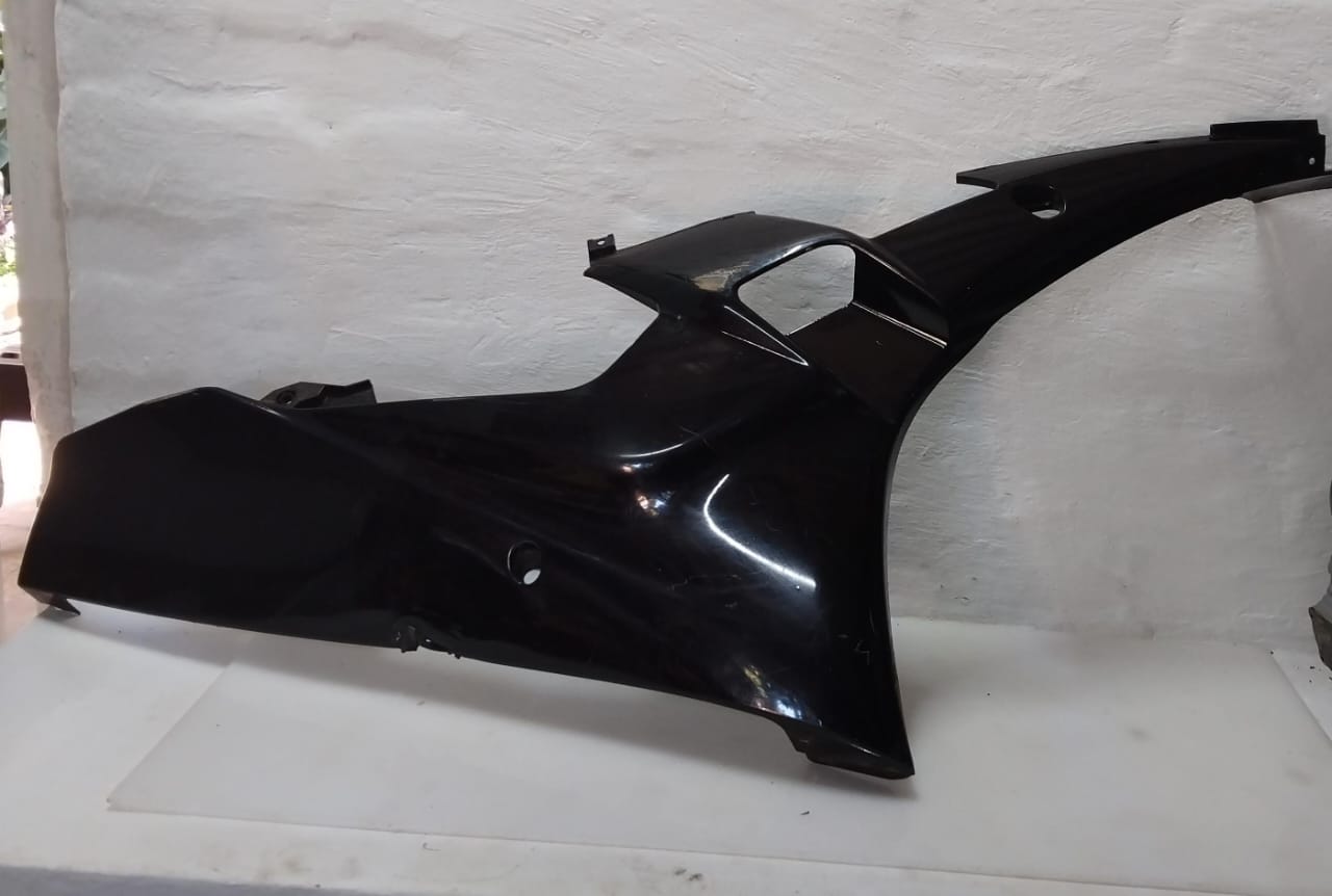 Yamaha YZF-R6 R6 Bottom Right Fairing