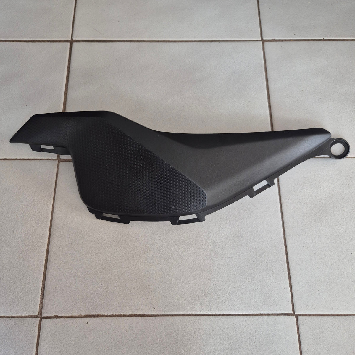 Honda CBR1000RR Fireblade Left Tank Trim