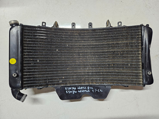 KTM 790 Adventure 890 Adventure Radiator
