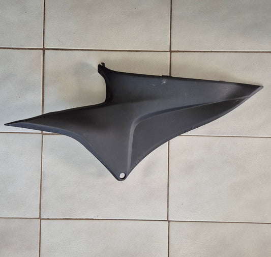 Honda CBR600RR Right Side Tank Trim