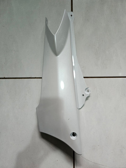 Yamaha FJR1300 Side Cover 2