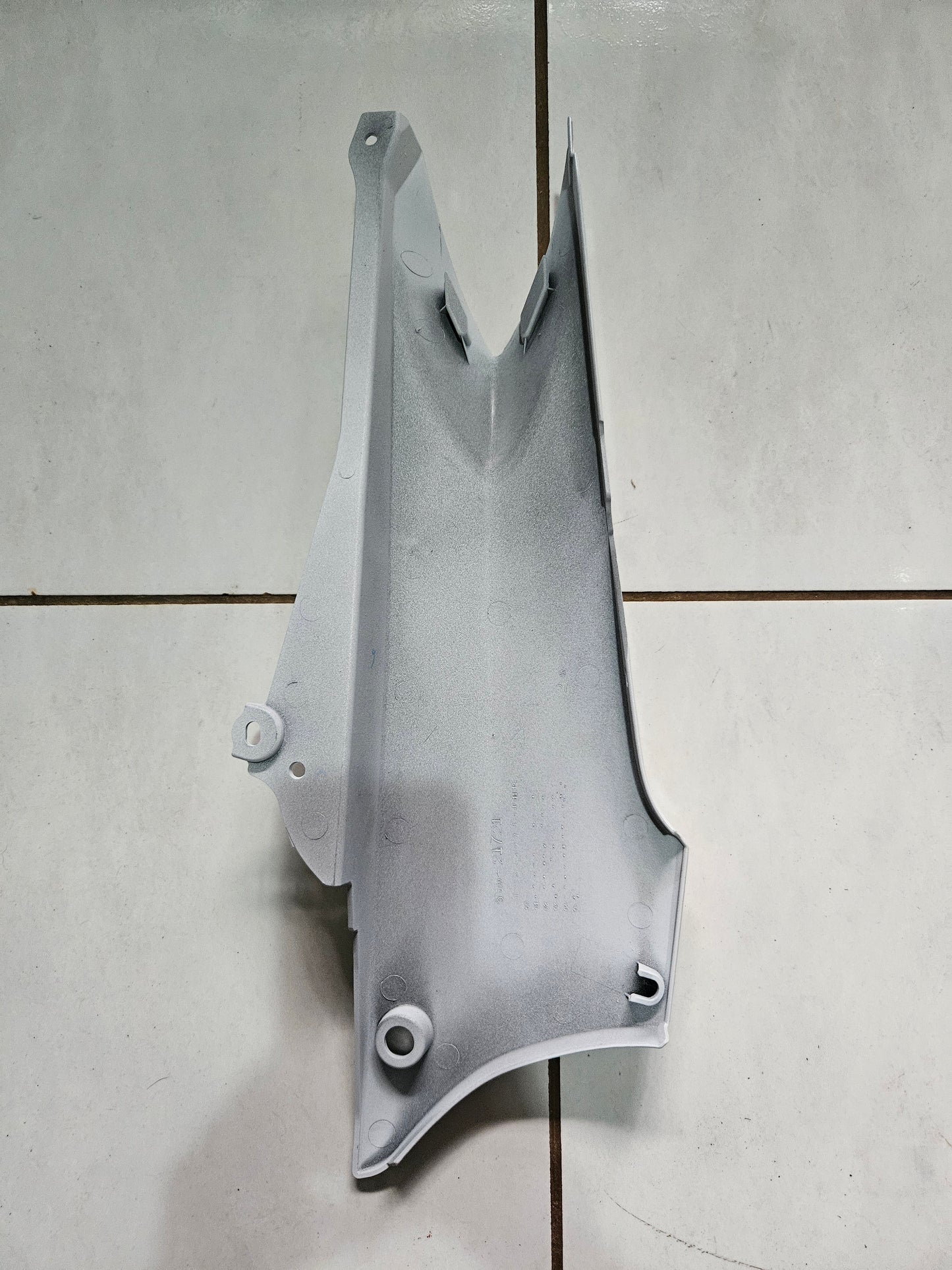 Yamaha FJR1300 Side Cover 2
